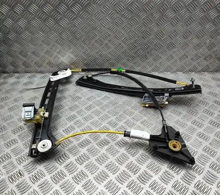 Mercedes-Benz E W238 Front door electric window regulator A2057204127
