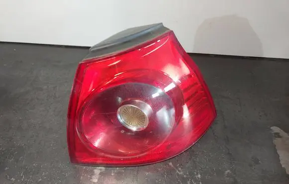 Volkswagen Golf V Rear/tail lights 1K6945096E