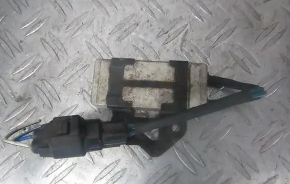 Coolant fan relay