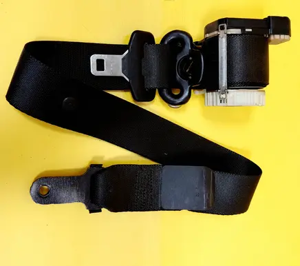 Ford Mondeo Mk III Front seatbelt 1S71F6129