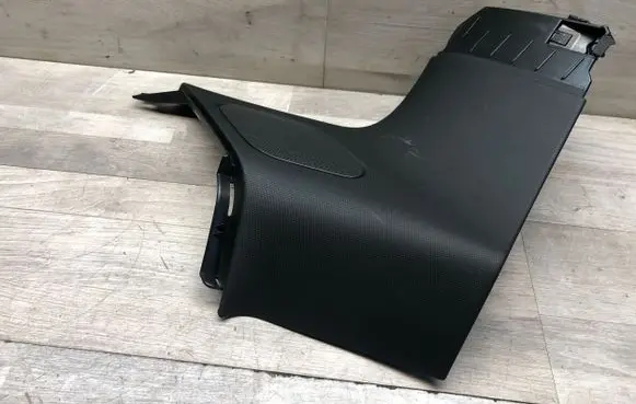 Audi Q5 SQ5 (D)pillar trim (top) 8R0867 SP06014 245R