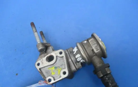 Skoda Octavia Mk2 (1Z) EGR valve 06A131166E