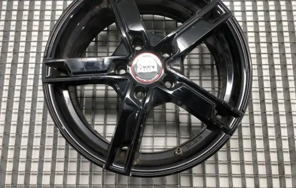 Hyundai i30 R16 alloy rim 