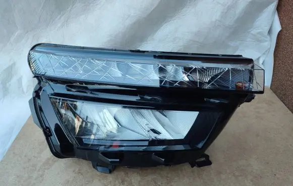 Skoda Kamiq Headlight/headlamp 658941016 0021383306