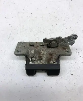 Opel Astra G Tailgate/trunk/boot lock/catch/latch 90563999