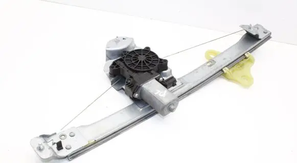 Renault Clio IV Front door electric window regulator 807213867R