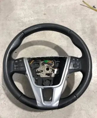 Volvo S60 Steering wheel 31250592 P31250592