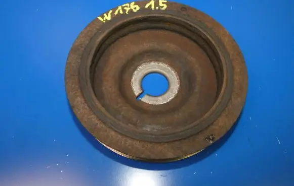 Mercedes-Benz A W176 Crankshaft pulley