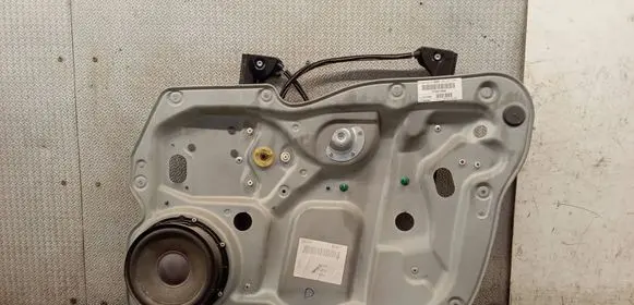 Volkswagen Touran I Front window lifting mechanism without motor 1T1837730AE