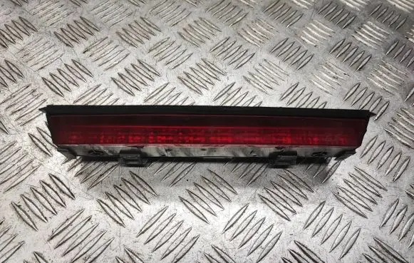 Alfa Romeo 147 Third/center stoplight 0331900 0LSA B032