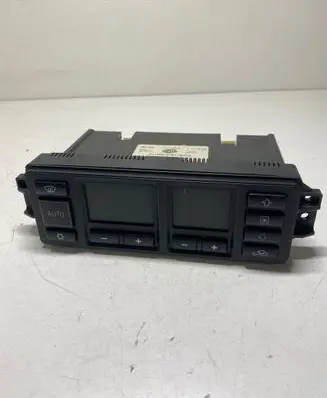 Audi A3 S3 8L Climate control unit 8L0820043M D770003 5HB00760810