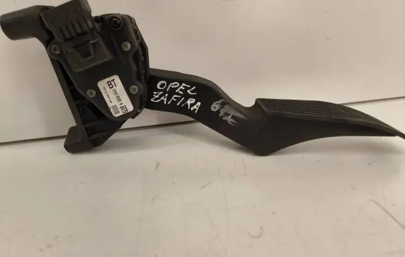Opel Zafira A Accelerator throttle pedal 9202341 6PV00811400