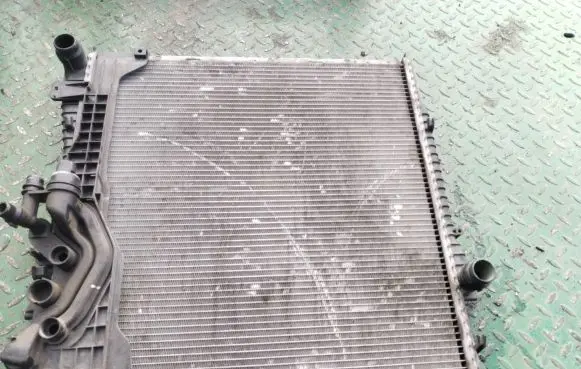 BMW X5 E53 Coolant radiator 7788387 5710H1 57TUAT