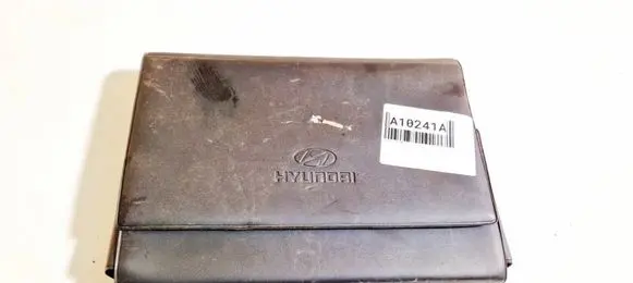 Hyundai i30 Owners service history hand book 