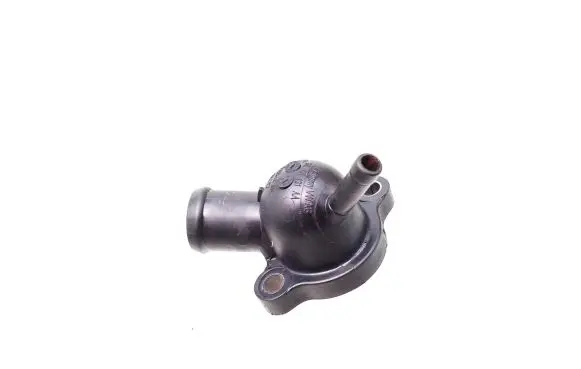 Volkswagen Golf VII Engine coolant pipe/hose 04L121131AA