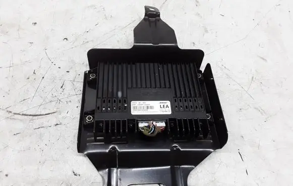 Mazda 6 Sound amplifier GM1A6692X