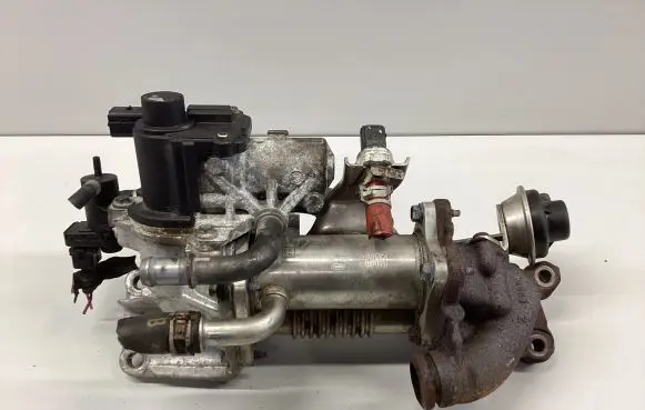 Renault Scenic III - Grand scenic III EGR valve cooler 8200912059