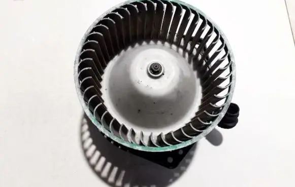 Nissan Sunny Heater fan/blower 2722081n00 12vk3237
