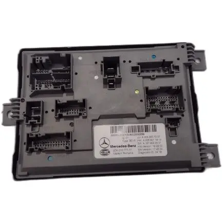 Mercedes-Benz C W205 Tow bar relay 