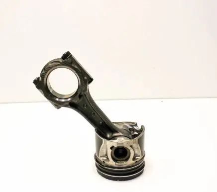 Opel Astra J Piston 69012E24B