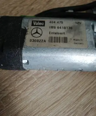Mercedes-Benz C W203 Steering column adjust motor 404475 6418138 030822A