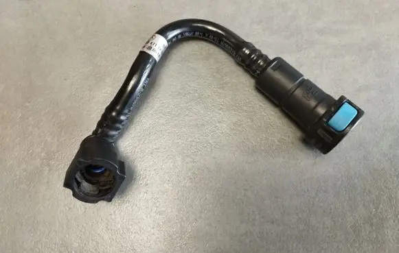 Mercedes-Benz S W222 Breather hose/pipe A2224711215