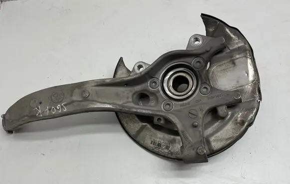 Volvo S60 Front wheel hub 31681601 31362687