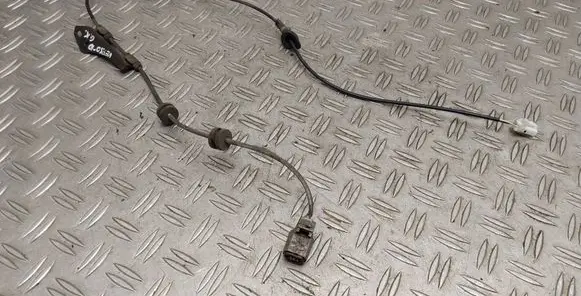 Toyota Verso Rear ABS sensor wiring 