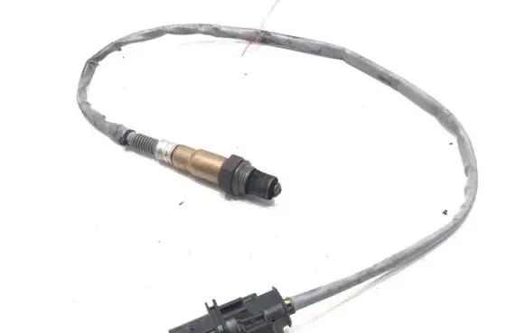 Volkswagen Golf V Lambda probe sensor 0281004148
