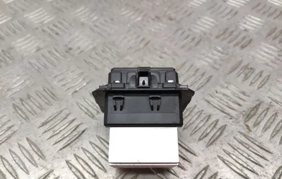 Toyota Aygo AB40 Heater blower motor/fan resistor 235N21152SZI