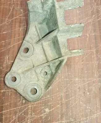 Citroen C5 Gear shift cable bracket 4161953
