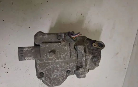 Toyota Prius (XW30) Air conditioning (A/C) compressor (pump) 0422000212 HFC134A ES14C