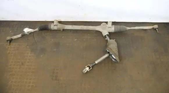 Toyota Auris 150 Steering rack