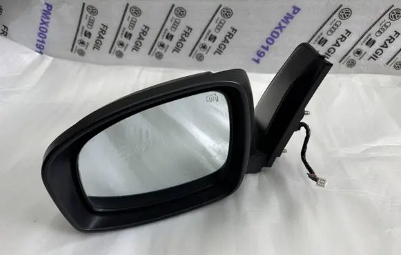 Suzuki SX4 S-Cross Front door electric wing mirror 54L9L000