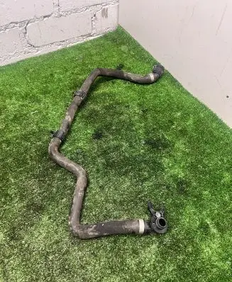 BMW X5 G05 Engine coolant pipe/hose 8742658