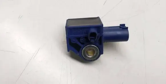Mercedes-Benz E W212 Airbag deployment crash/impact sensor A2128204926 5WK43872