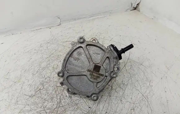 Opel Grandland X Vacuum pump 9812133880 2147 05620
