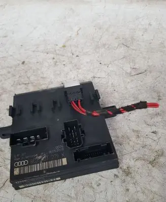 Audi A4 S4 B7 8E 8H Comfort/convenience module 8E0907279
