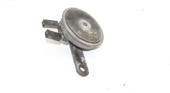 Nissan Juke I F15 Horn signal