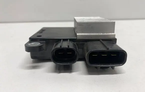 Lexus RX 450H Fan control module 8925726020 4993003280