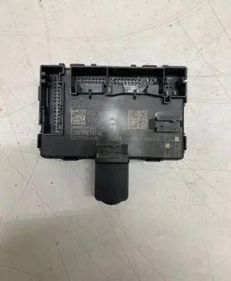 Skoda Octavia Mk4 Door control unit/module 5Q4959592P A2C7770840300