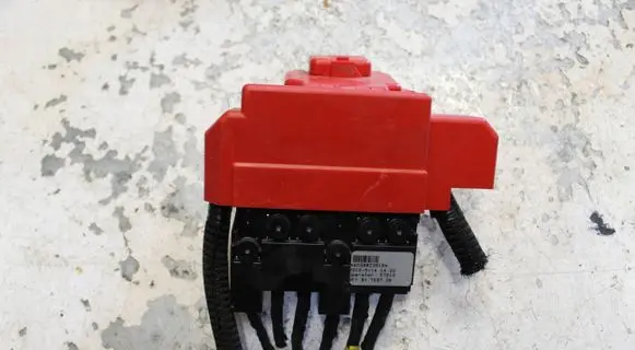 Renault Austral Positive cable (battery) 403882351R