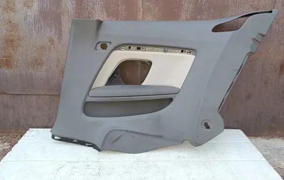 Audi A5 8T 8F Coupe rear side trim panel 8T0867036