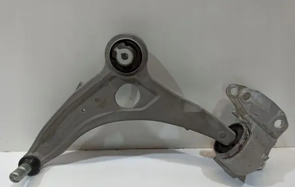 Land Rover Evoque II Front control arm 