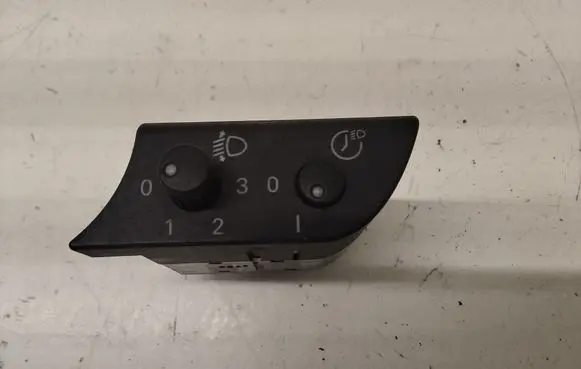 Audi A4 S4 B7 8E 8H Light switch 8E1919094
