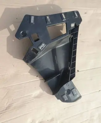 Renault Clio V Front bumper mounting bracket 960168135R