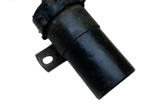 Ford Sierra High voltage ignition coil 0221122031 79BB12024AA 1220522012