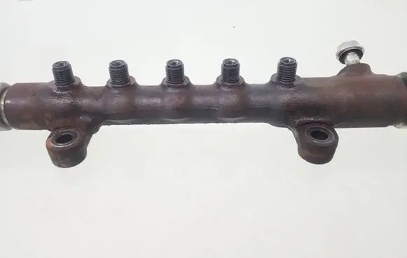 Toyota RAV 4 (XA40) Fuel main line pipe