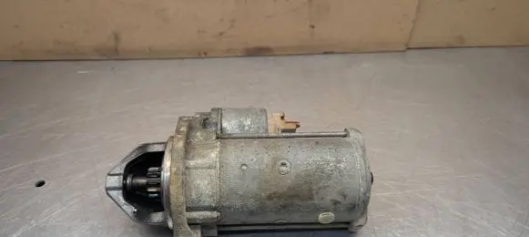 Mercedes-Benz C W203 Starter motor 0051511301 D7R43 095756