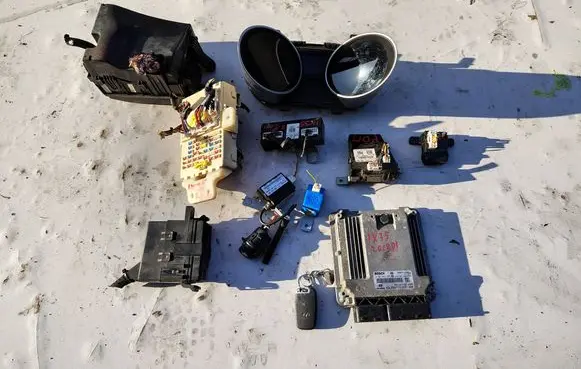 Hyundai ix35 Engine control unit/module 39101-2F200